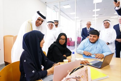 AURAK Cuts Ribbon on New RAKBANK Building