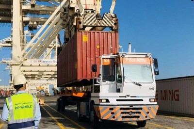 موانئ دبي العالمية – إقليم الامارات توقع اتفاقية مع ديجي ورلد لتزويد ميناء جبل علي بمركبات ذاتية القيادة تعزز من الكفاءة التشغيلية