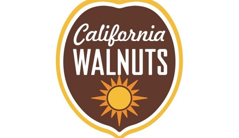 دور الجوز في الشيخوخة الصحية