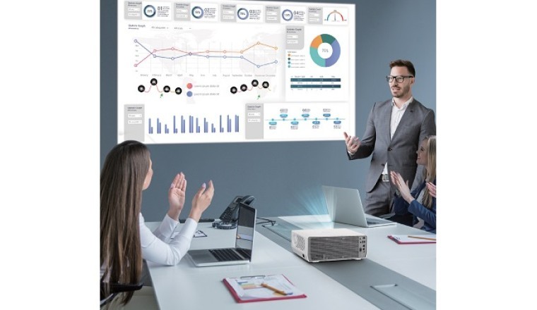 Meetings Run at Ease with LG ProBeam
