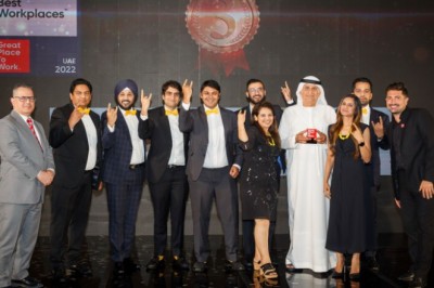 شركة سنشري فاينانشال تحصل على المركز الثالث كأفضل مكان للعمل في الإمارات العربية ضمن 50 شركة صغيرة ومتوسطة