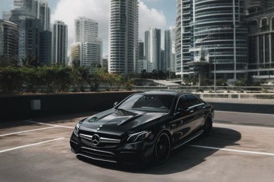 OneClickDrive: أكبر سوق لتأجير السيارات في دبي يفتح أبوابه في المغرب